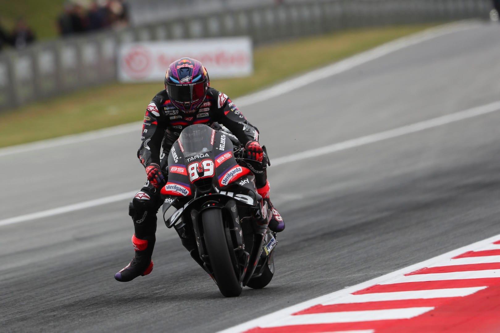Martin barrier scare in opening Barcelona MotoGP practice