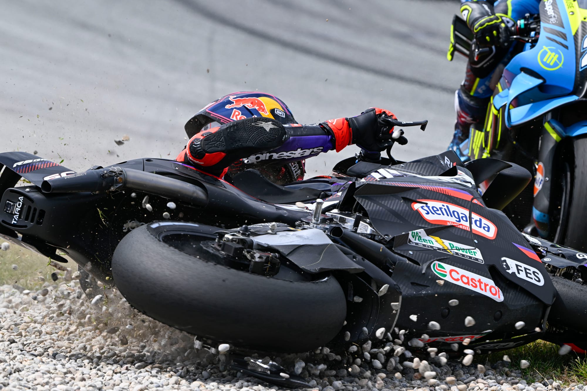 Martin apologises for shoving Aprilia MotoGP team manager