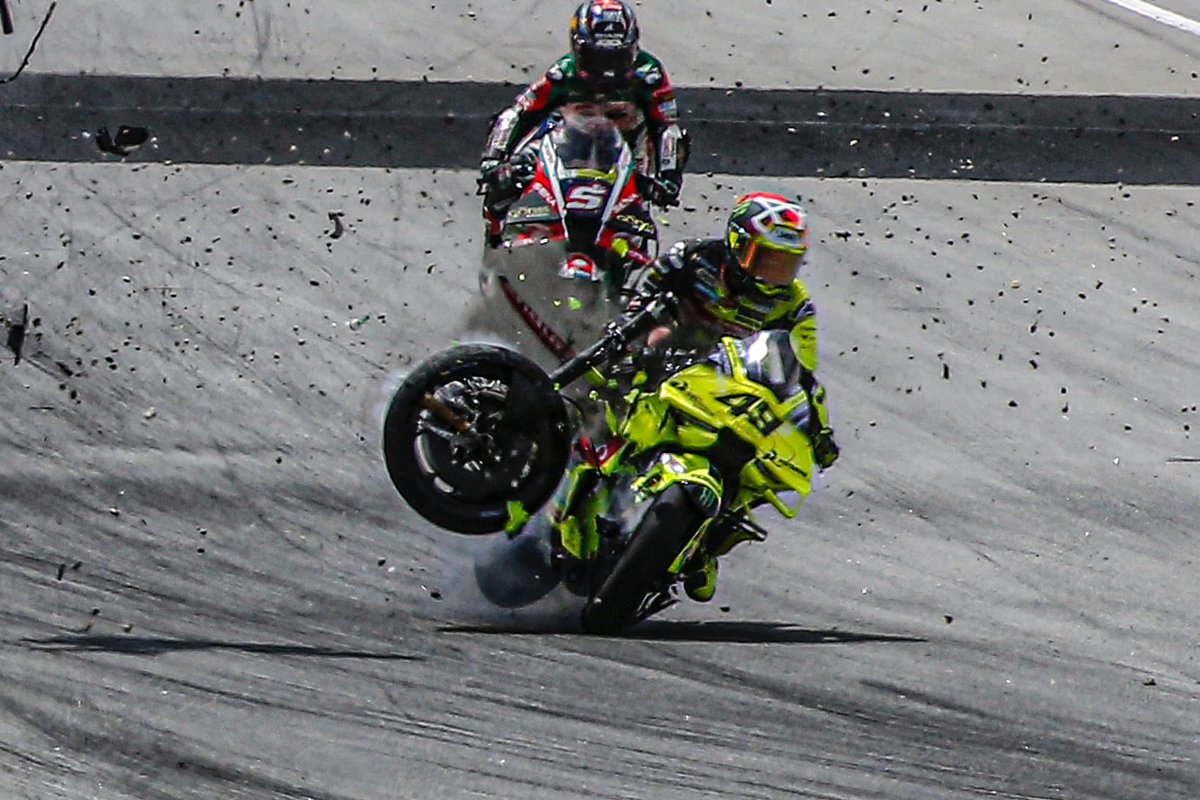GP winner Di Giannantonio pulls out of test in crash aftermath