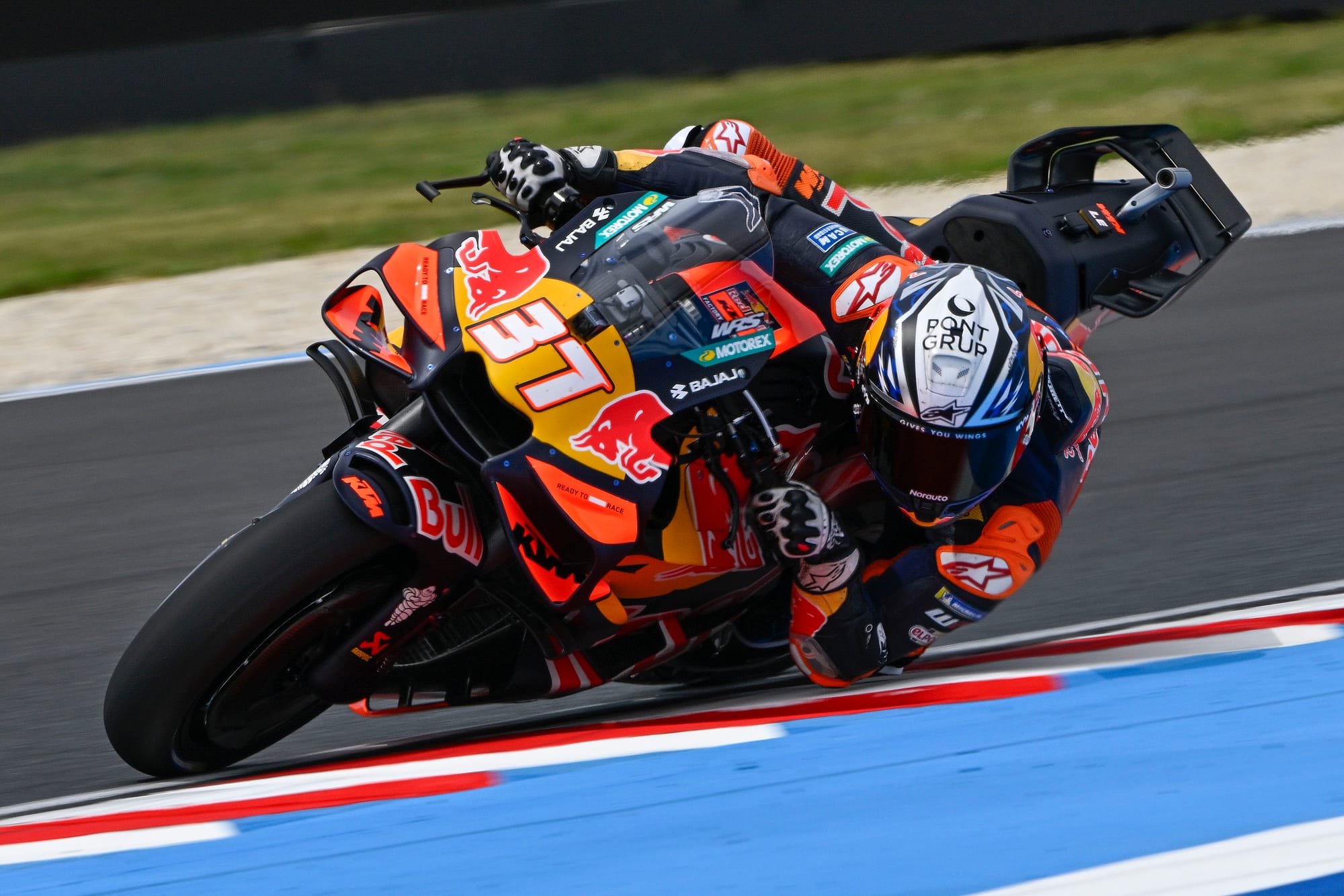 Acosta dominates Hungary Friday but Bagnaia faces another Q1 battle