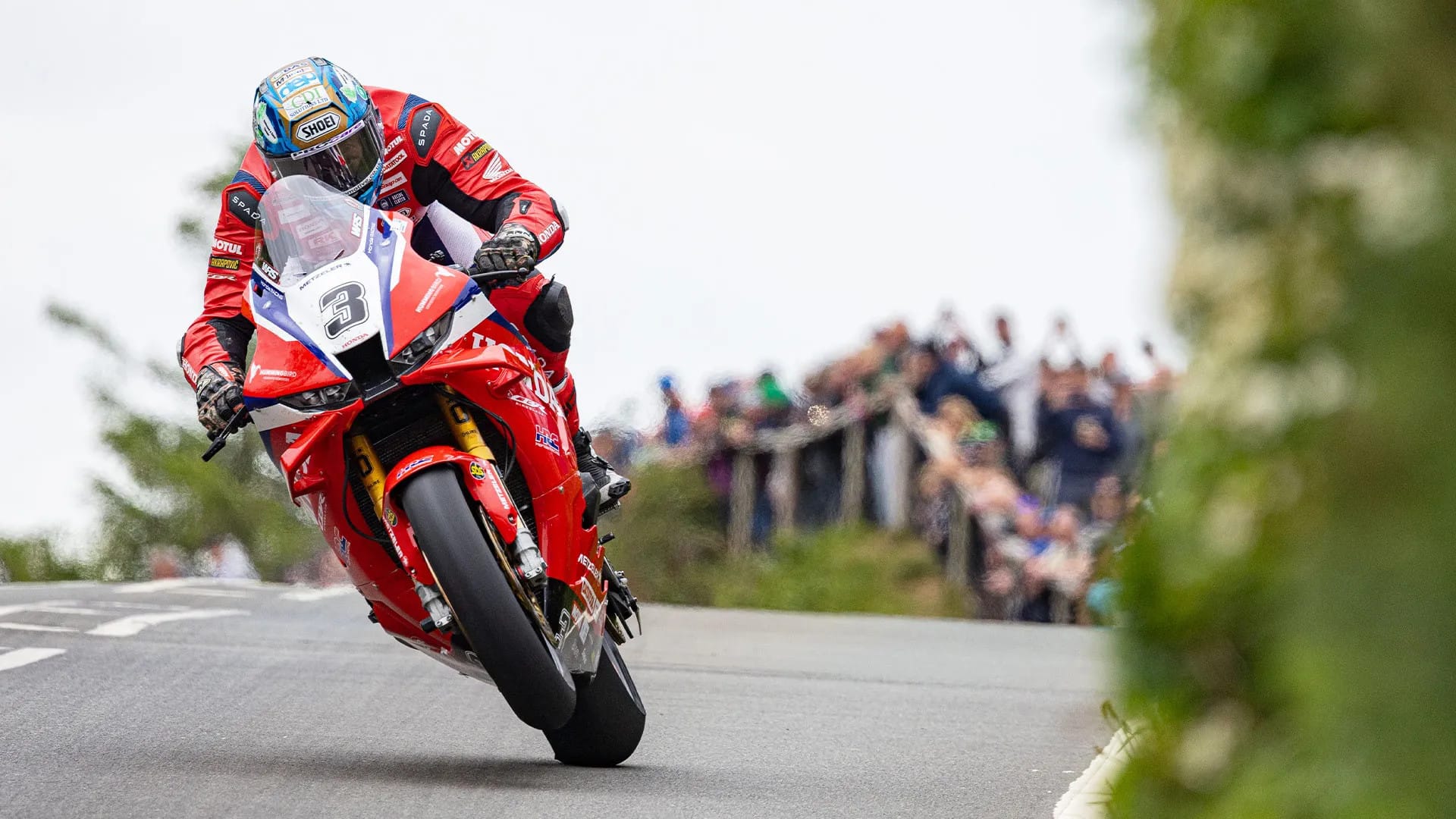 Senior TT red-flagged on lap two