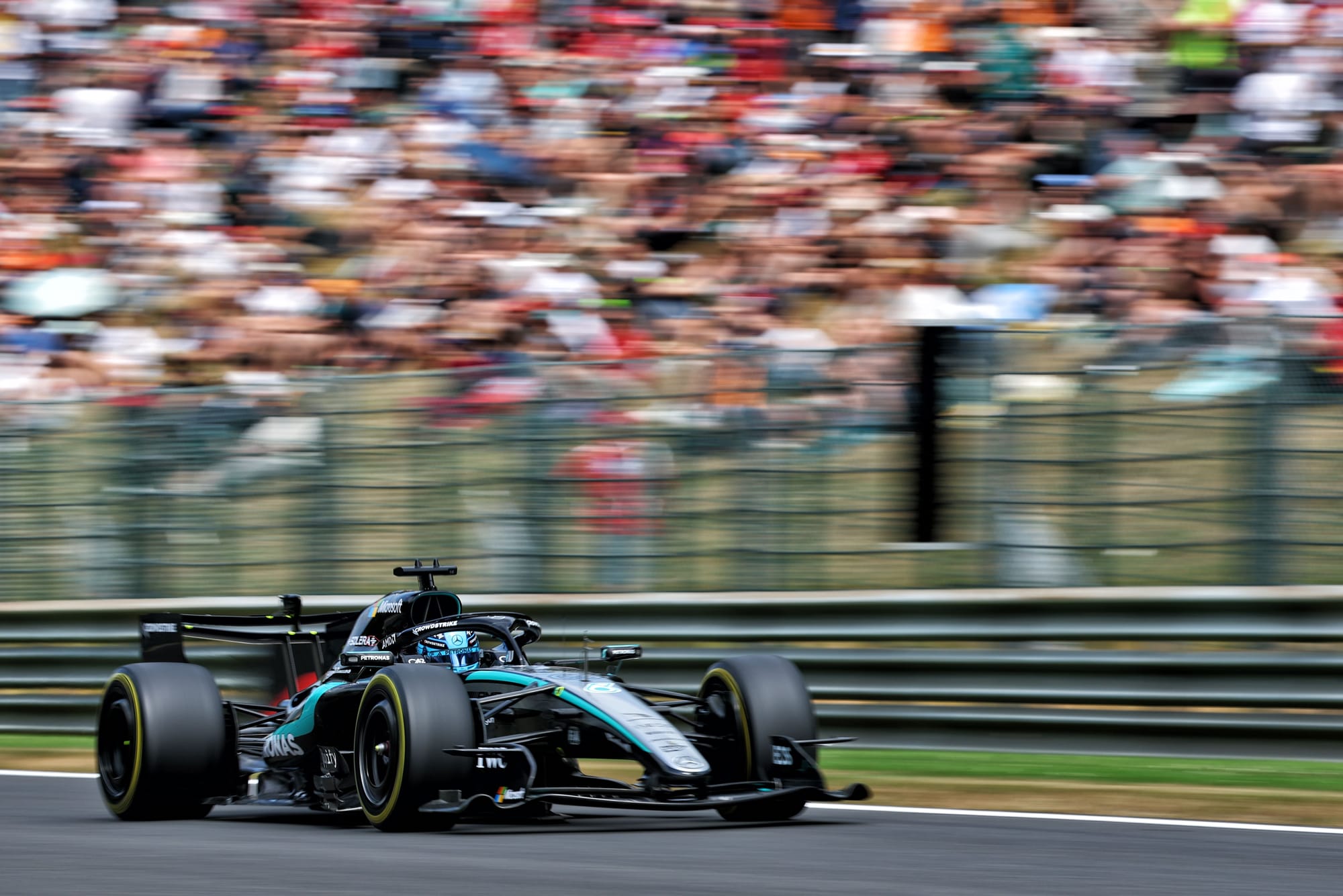 Mercedes makes software fix after Spa problems
