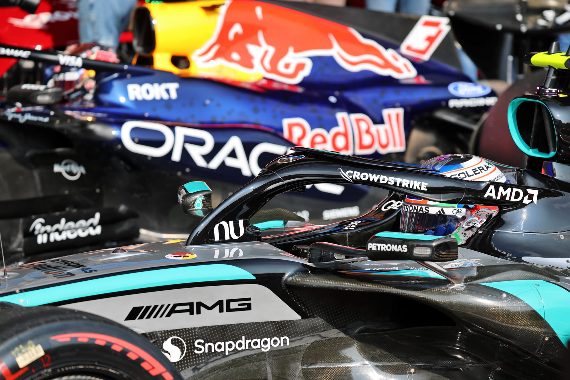 Antonelli smashes opposition to take Belgian GP pole