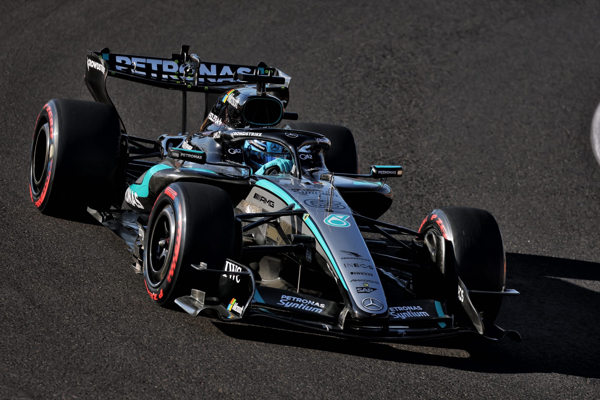 Cracked engine could doom Russell to a future F1 grid penalty