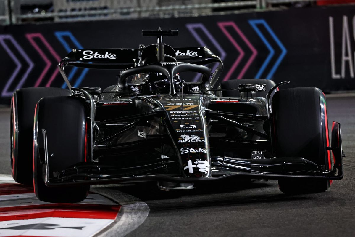 Sauber relaunches under new Stake F1 team identity