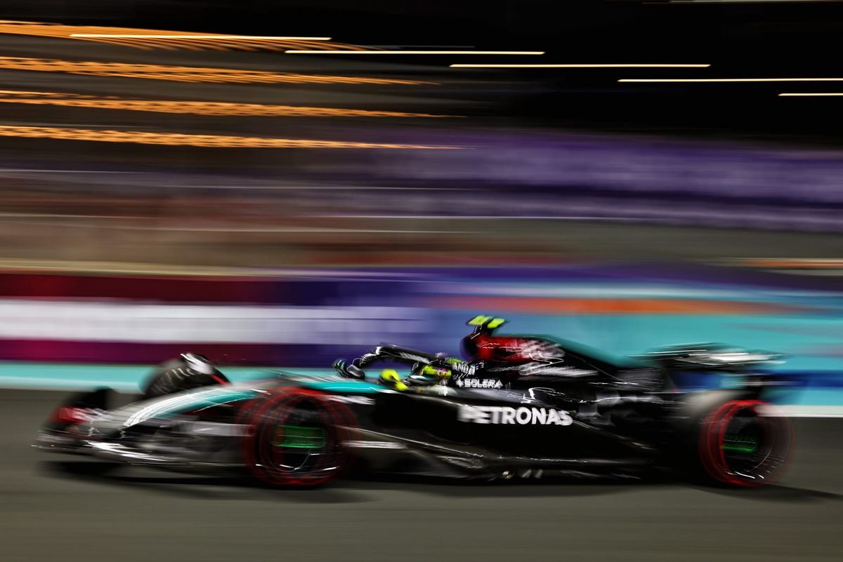 Gary Anderson's theory for why Mercedes is bouncing badly again
