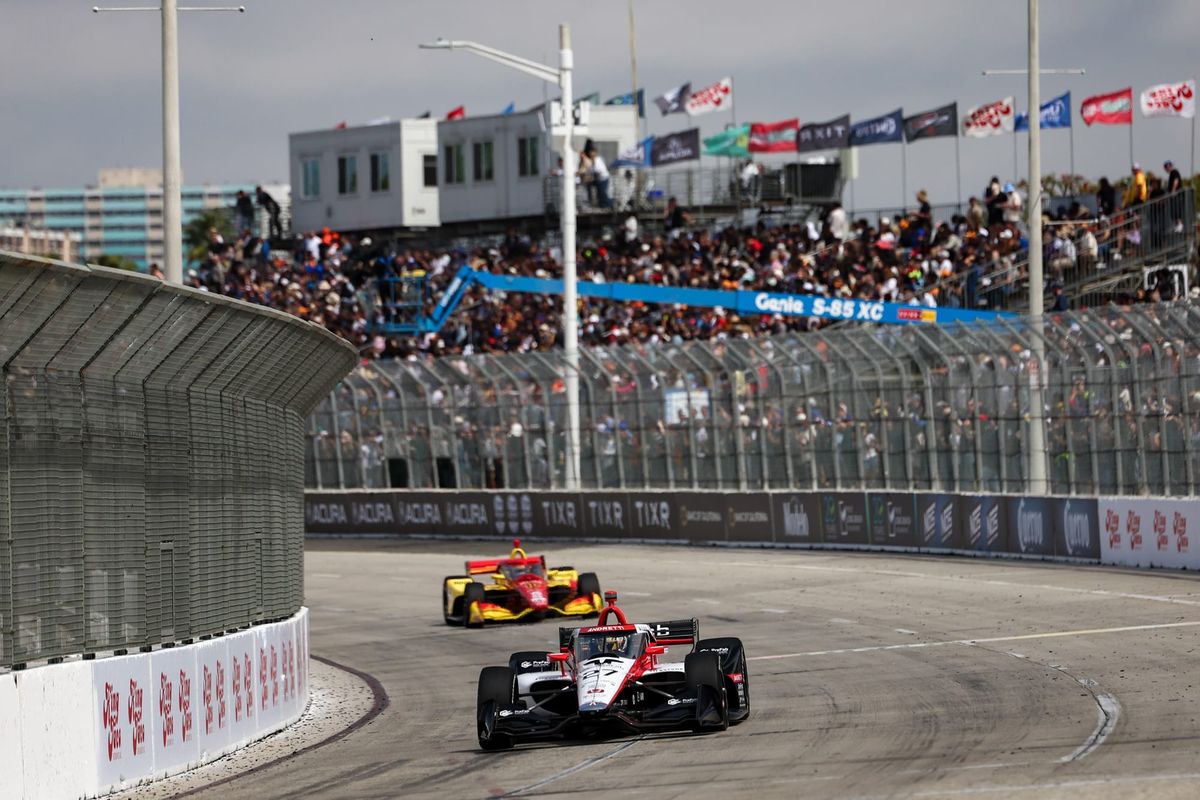 Kirkwood halts Palou's IndyCar win streak