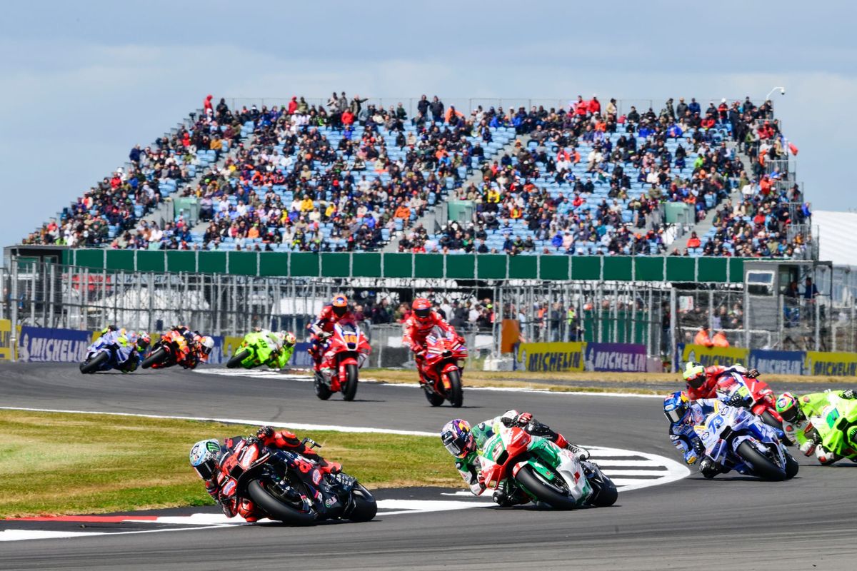 Bezzecchi wins bizarre MotoGP British GP after Quartararo heartbreak