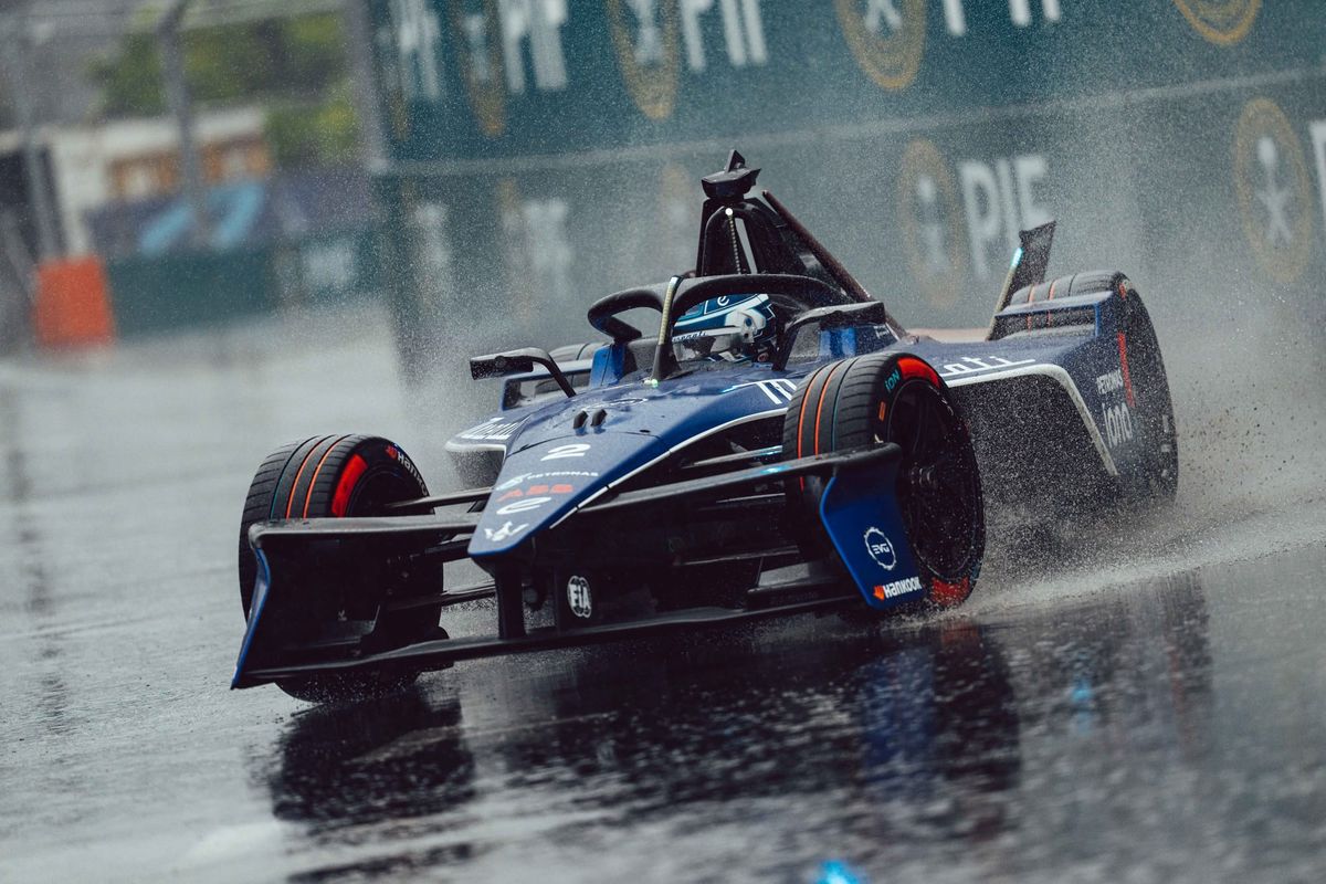Vandoorne ends three-year Formula E win drought