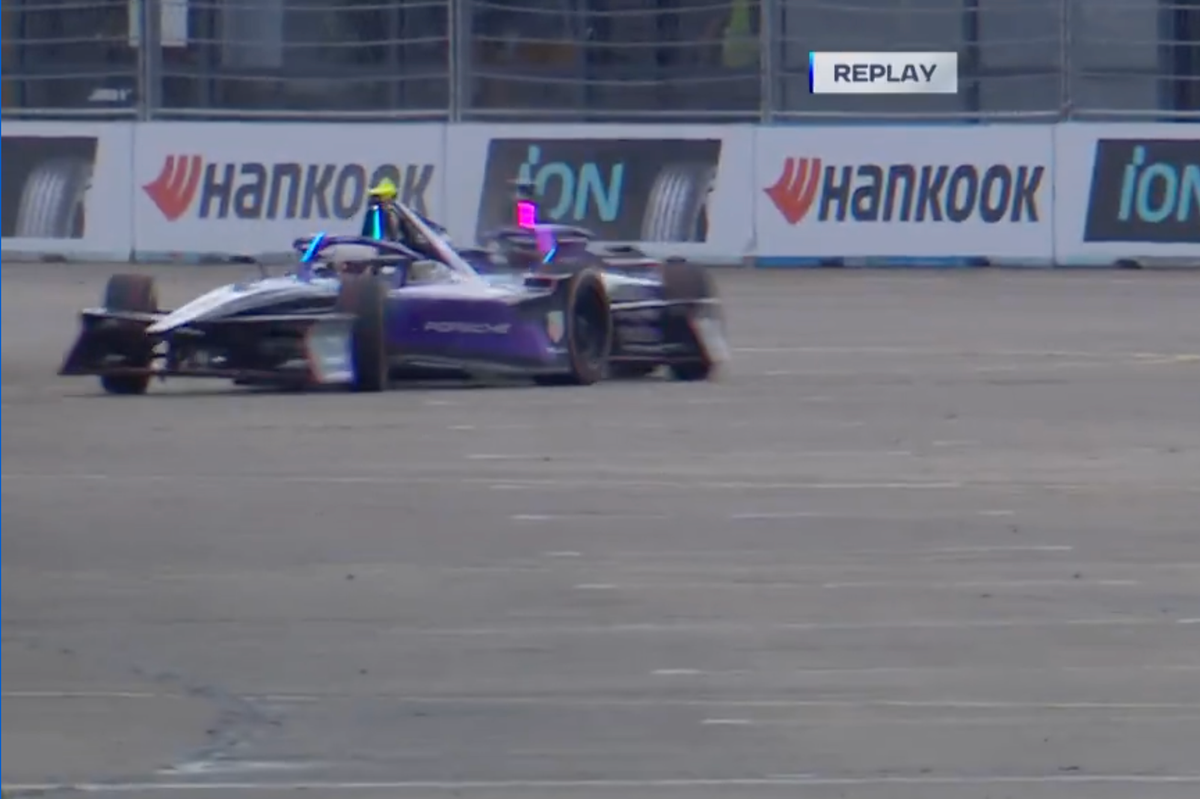 Warring Porsche team-mates in 'unacceptable' practice collision