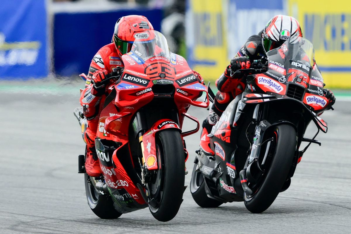 Marquez comes through spectacular Bezzecchi duel for Austrian GP win