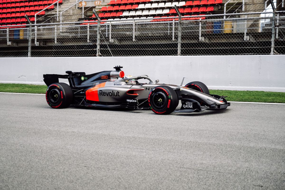 Two red flags early on day three of first F1 test