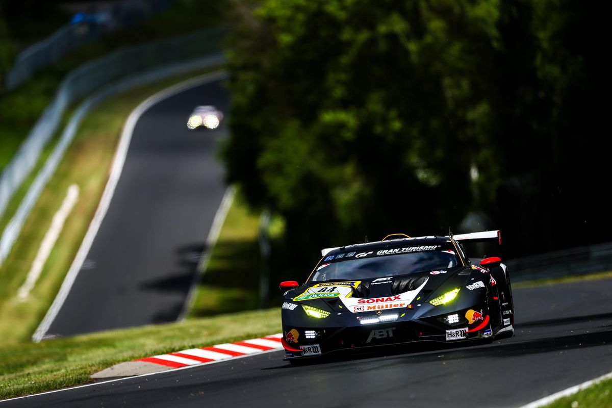 What happened in pole position shootout for Nurburgring 24 Hours