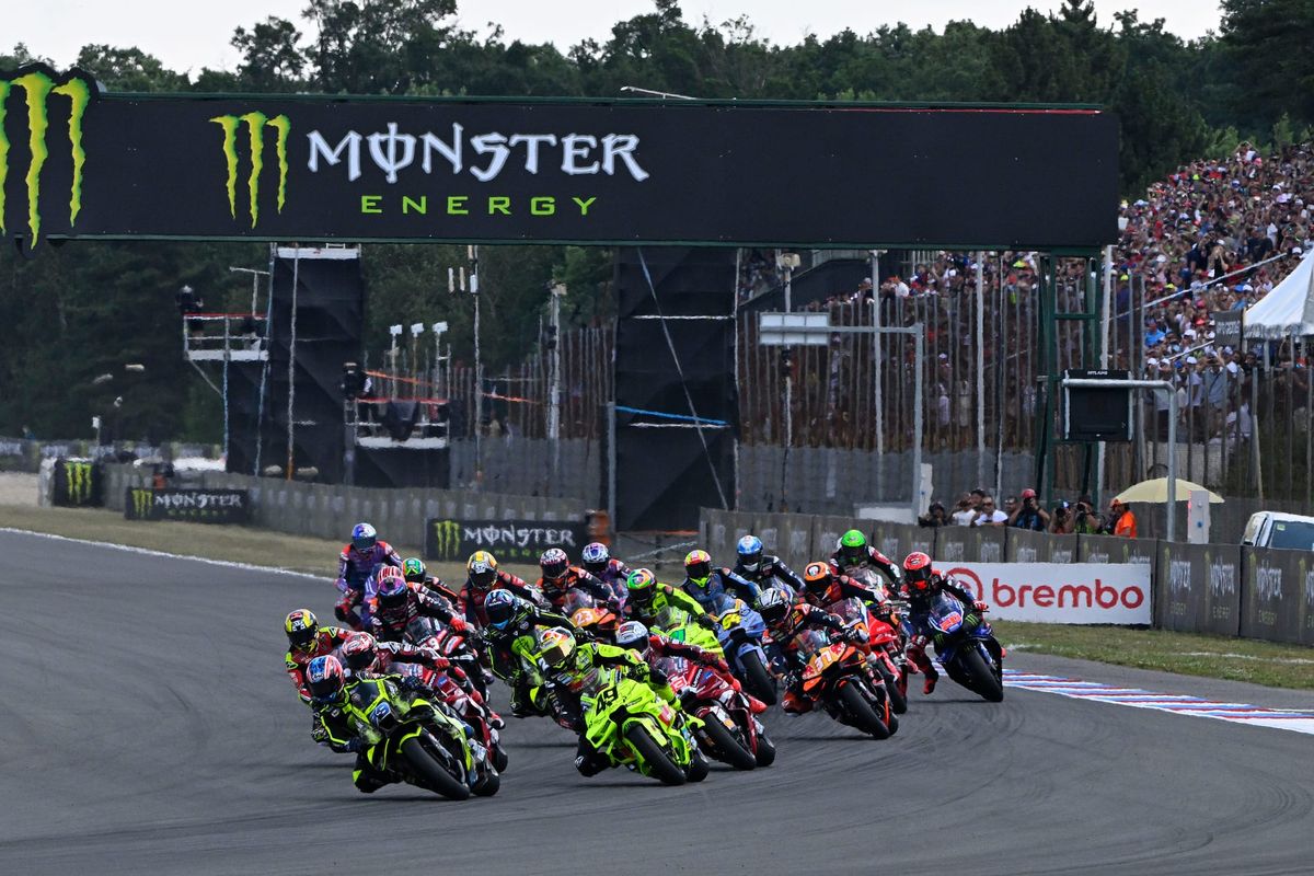 MotoGP makes ride height device ban immediate after crashes