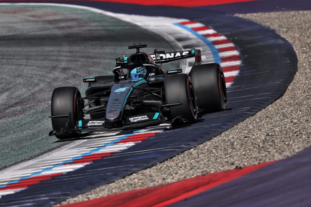 Pole controversa per Russell al GP d'Austria dopo il crash di Verstappen