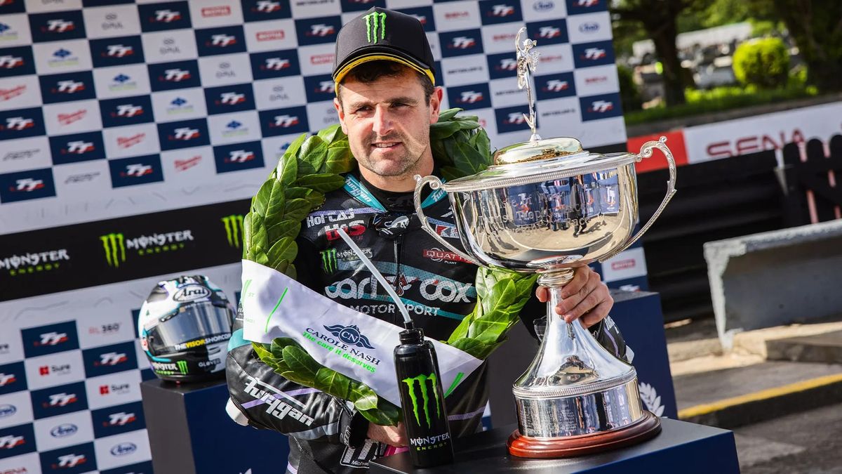 Dunlop takes another two dominant wins as TT resumes