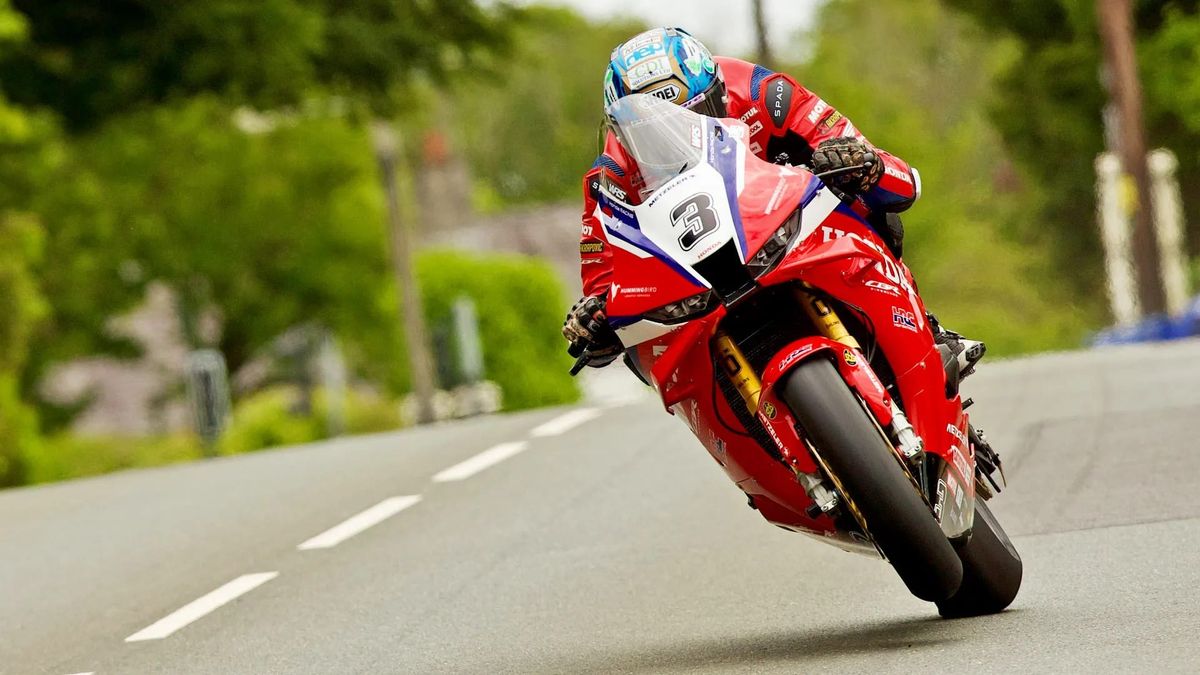 Senior TT moves to Friday as another new schedule issued