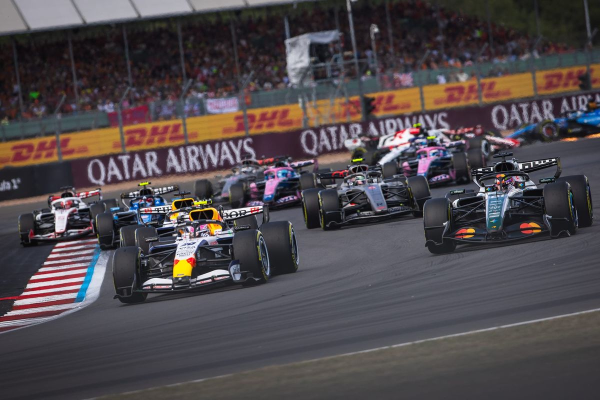 FIA、メーカーの支配力を抑える独立系V8サプライヤー導入案を提示