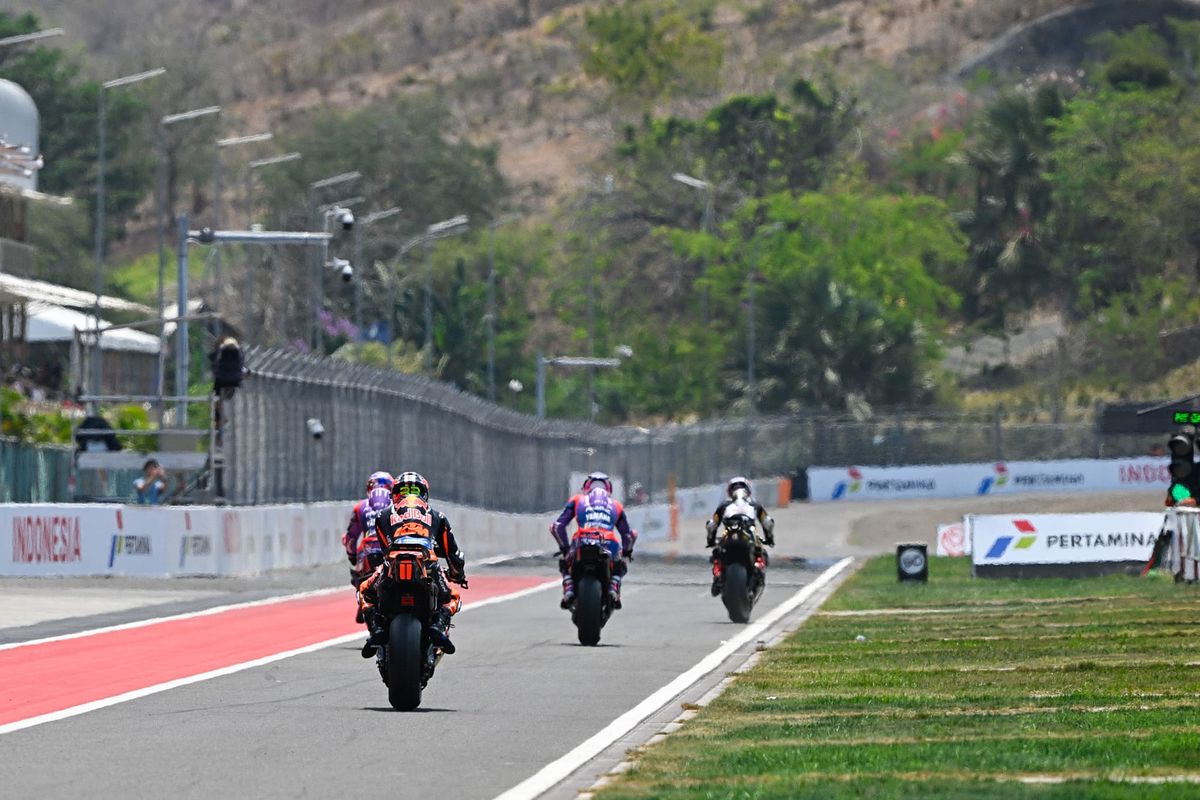 Podcast: Everything that's wrong with MotoGP's 2027 format changes