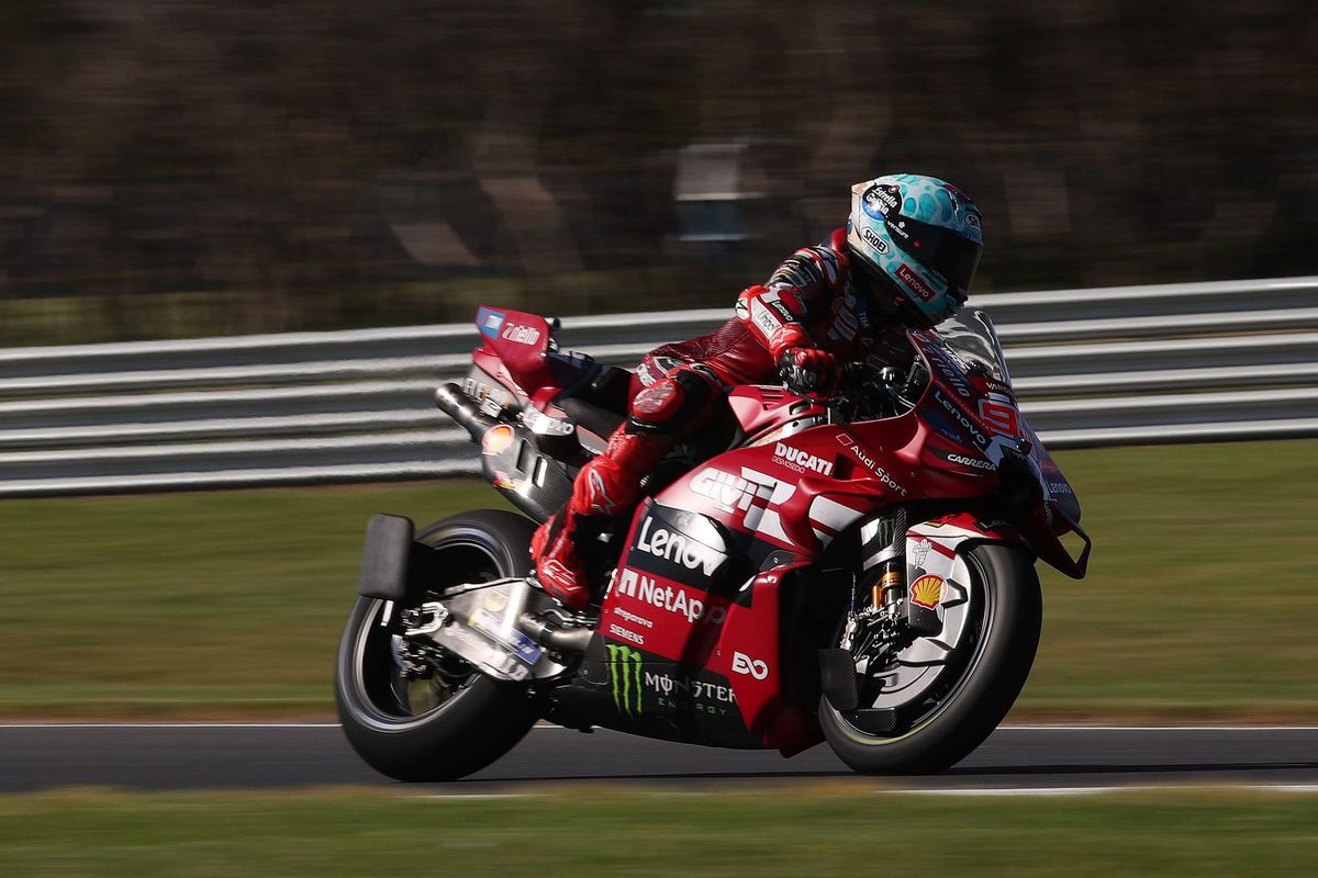 Marquez falls before staggering Phillip Island MotoGP pole lap