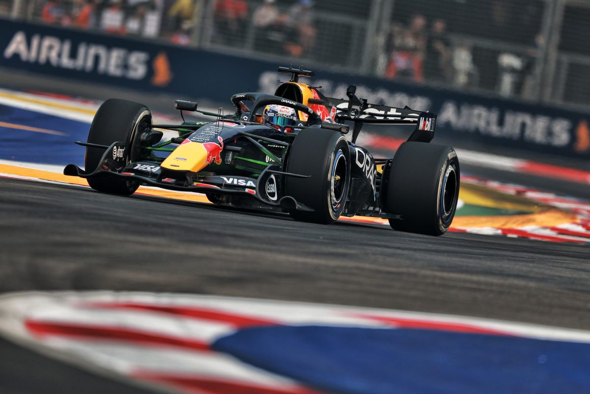 F1 Singapore Grand Prix sprint race starting grid