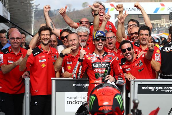 MotoGP title swing: Martin crashes from lead, Bagnaia wins from 13th