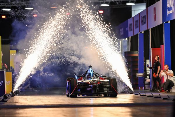 Formula E title race turned inside out again in London E-Prix opener
