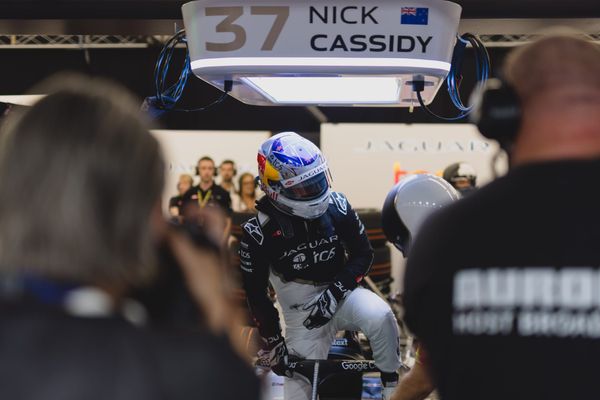 Five factors in Jaguar losing control of Formula E title fight