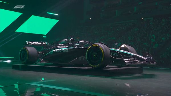 Mercedes reveals first F1 livery of its post-Hamilton era