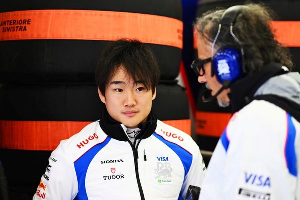 Yuki Tsunoda and Laurent Mekies, Racing Bulls, F1