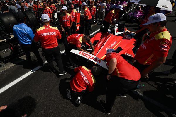 Two Penskes thrown to back of Indy 500 grid for 'clear violation'