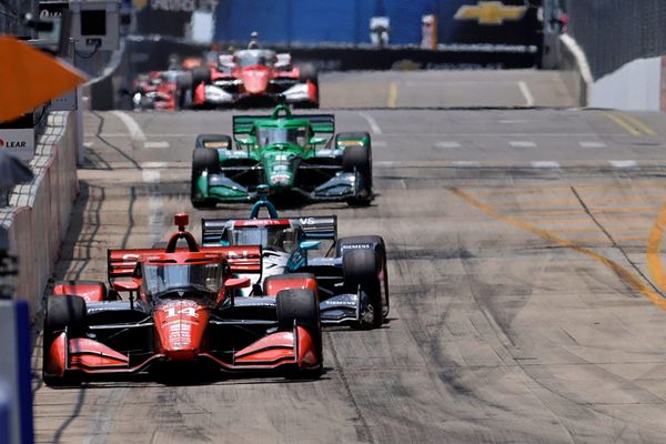 IndyCar to stick with its 2012 car even longer