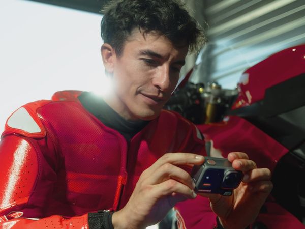 Win a signed Marc Marquez edition Insta360 camera!