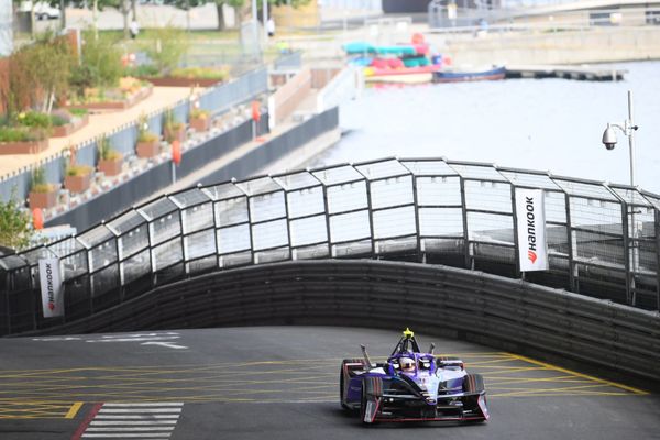 Formula E teams' title decided in London season finale