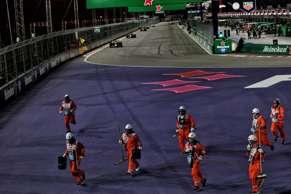 Why FIA wasn't concerned by marshals in run-off in Vegas F1 race