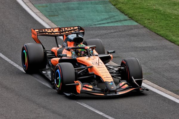 Piastri crashes out of Australian GP before start