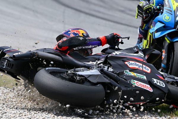Martin apologises for shoving Aprilia MotoGP team manager