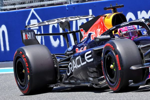 Red Bull's even more extreme upside-down wing revealed