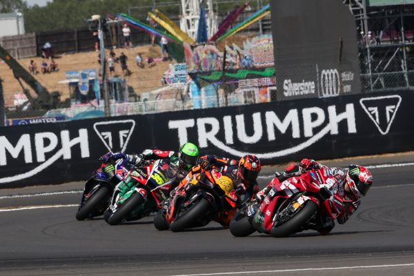 MotoGP teams need saving from themselves