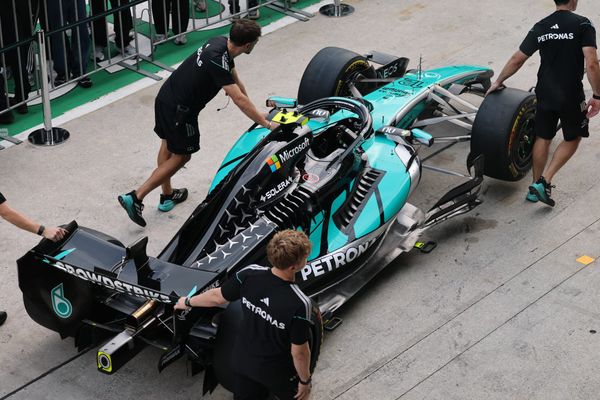 The first clues from major Mercedes F1 upgrade in Malaysia
