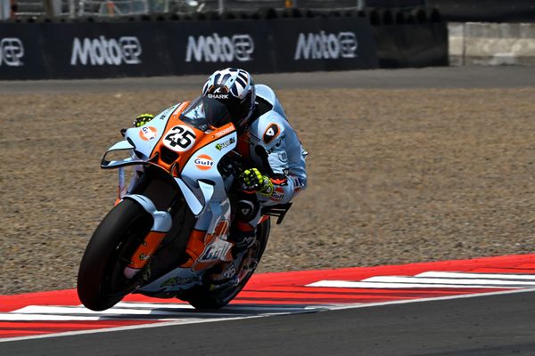Fernandez on Mandalika pole as title contenders upstaged