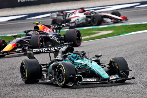 Russell at risk of 'double whammy' grid penalty