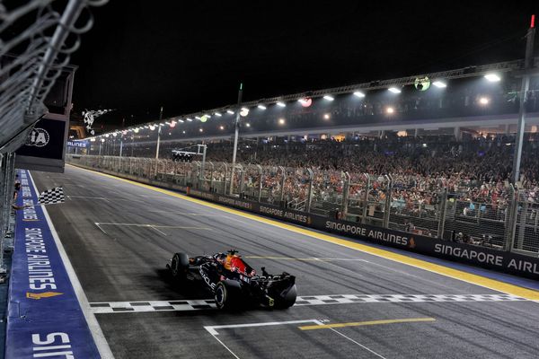 Verstappen breaks Singapore win drought while Hamilton nosedives