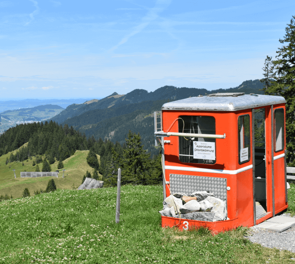 Mountain view with a cable car in the foreground - Moral Letters to Lucilius