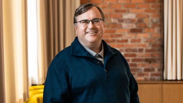 ¿Querés construir una startup exitosa? Olvidate de una vida equilibrada, dice el fundador de LinkedIn