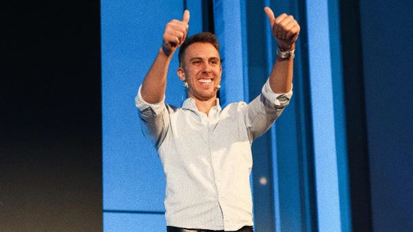 De la casa de su abuela a enseñar negocios de importación: el empresario uruguayo que ya formó a 10.000 emprendedores