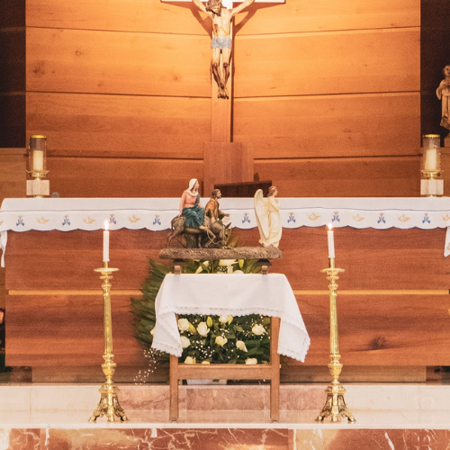 Tenho que ir a duas missas neste Natal? Sim e aqui te explicamos o motivo