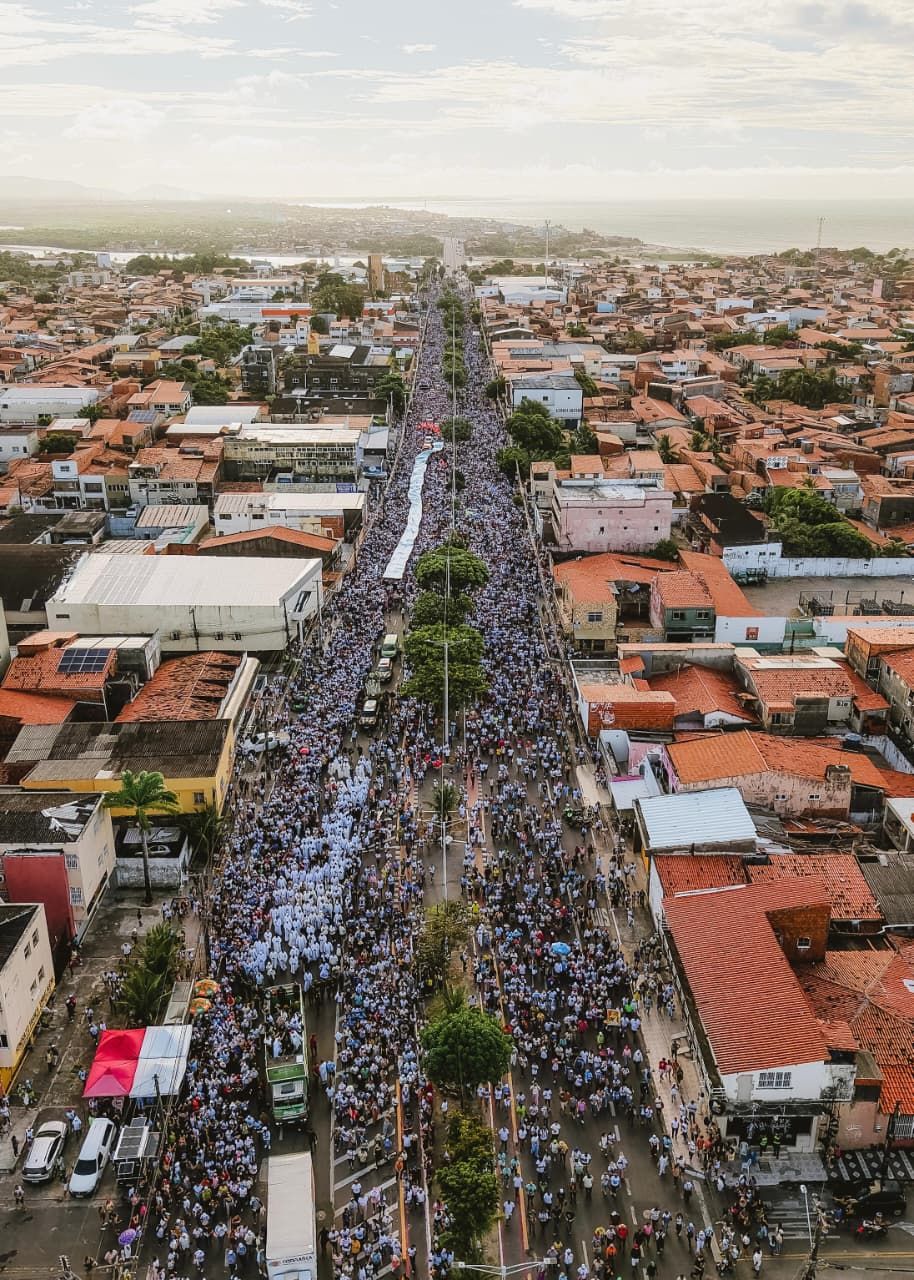 Caminhada com Maria reúne mais de 1 milhão de pessoas em Fortaleza