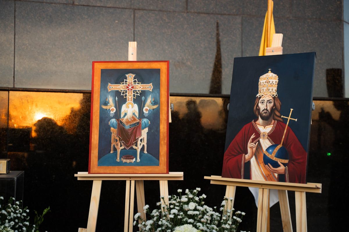 Minha Biblioteca Católica e o marco do Box 100: por que a Realeza de Cristo importa hoje