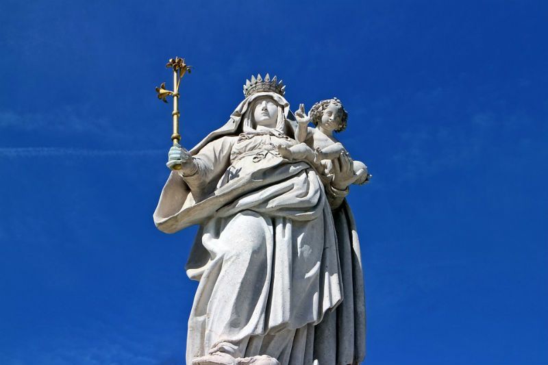Como a Igreja reconhece uma Aparição Mariana?